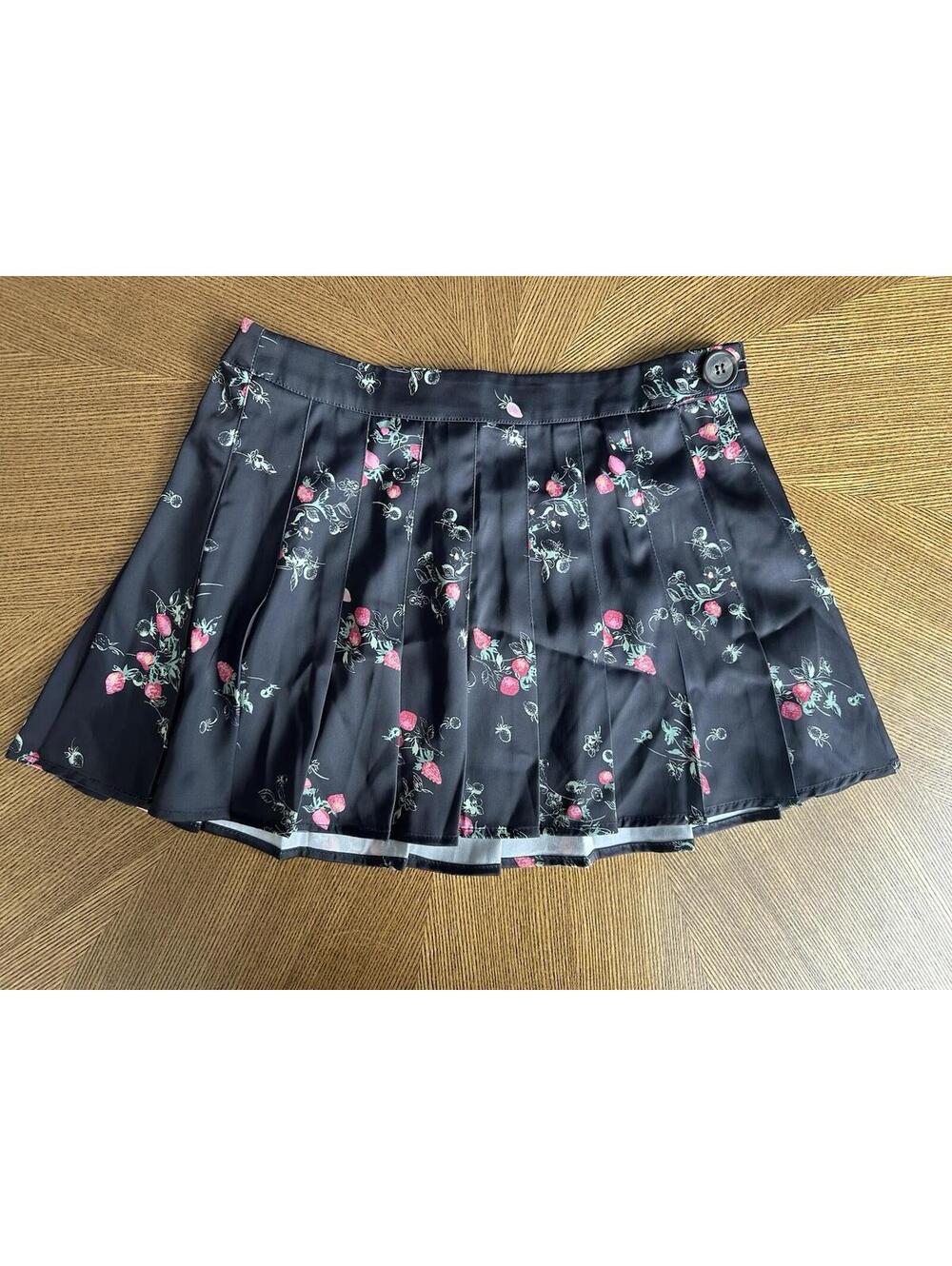 NEW Kimchi Blue XS Strawberry Pleated Micro Mini Skirt Punk Cottage Grunge Emo